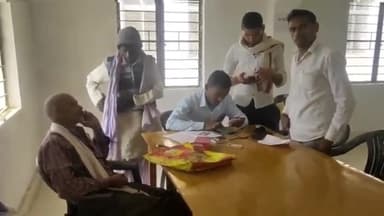 टनकुप्पा: ई-किसान भवन टनकुप्पा में लगा विशेष कैंप, 35 किसानों के खुले ईकेवाईईसी के खाते