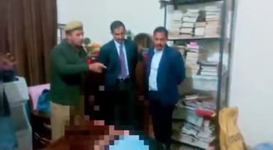 नवाबगंज: ग्रीन गार्डन सिटी कॉलोनी में हेड कॉन्स्टेबल की सरकारी सर्विस पिस्टल साफ करते समय चली गोली, हुई मौत