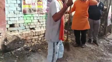 BJP कार्यकर्ताओं ने बुलानाला स्थित श्री नरवाबीर बाबा मन्दिर के आसपास चलाया स्वच्छता अभियान, जनता को किया जागरूक