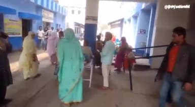 अररिया: भेभड़ा चौक के समीप ट्रक की चपेट में आने से वृद्ध व्यक्ति हुआ घायल, सदर अस्पताल में उपचार के लिए भर्ती