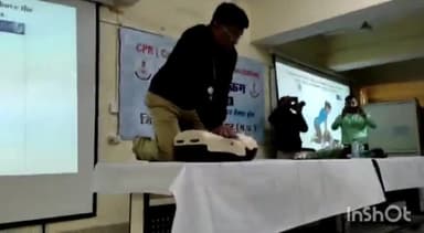 सागर नगर: बुंदेलखंड मेडिकल कॉलेज सागर में श्वास बंद होने की स्थिति में मरीजों के लिए सीपीआर देने संबंधी प्रशिक्षण कार्यक्रम आयोजित