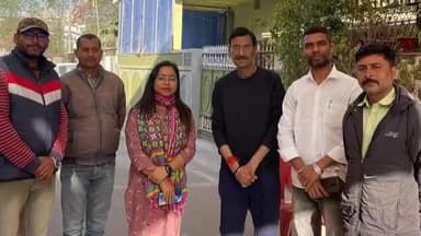 कांके: रांची सांसद संजय सेठ ने अपने आवास पर नागरिकों से की मुलाकात, लोगों को उनकी समस्याओं के समाधान का दिया आश्वासन