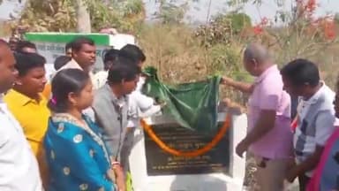 कांके: तमाड़ में ₹5 करोड़ की लागत से बन रहे सड़क का विधायक विकास कुमार मुंडा ने किया शिलान्यास