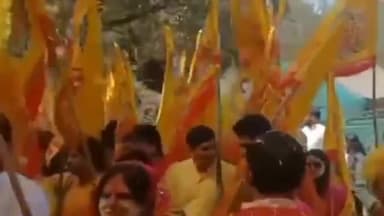 कांके: श्री श्याम ध्वजा पदयात्रा विकास से हरमू रोड स्थित श्याम मंदिर तक के कार्यक्रम में उप महापौर हुए शामिल