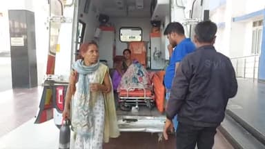 बैतूल नगर: मासोद पेट्रोल पंप के पास सड़क दुर्घटना में घायल महिला और पुरुष को किया गया जिला अस्पताल रेफर