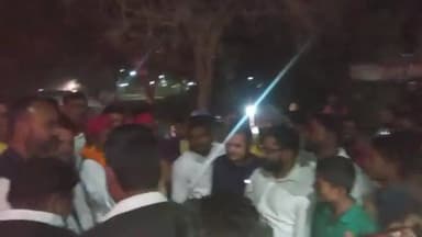 राज्यपाल कश्यप / समाजवादी पार्टी के नेता  ने लोगों से की मुलाकात  /  जमकर हुई नारेबाजी #sonbhadra #obara / Follow me plz