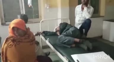 दौसा: मानपुर चौराहे के समीप डिवाइडर से टकराकर बाइक सवार युवक हुआ घायल, दौसा जिला चिकित्सालय में उपचार जारी