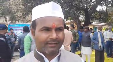 मोतिहारी: रक्सौल में पुलिसकर्मियों द्वारा आर्मी जवान के पिटाई मामले को लेकर समाजसेवी रंजीत गिरी ने खोला मोर्चा