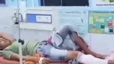 ज्ञानपुर: पाली में दो बाइकों के जोरदार भिड़ंत में एक घायल इलाज के लिए जिला अस्पताल में कराया गया भर्ती