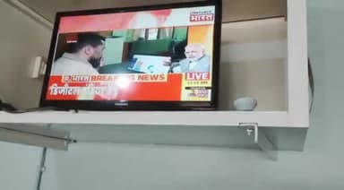 जसपुर: पूर्व विधायक डॉ शैलेंद्र मोहन सिंघल ने सुभाष चौक स्थित अपने नर्सिंग होम में पीएम मोदी की मन की बात कार्यक्रम को सुना