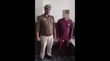 गाज़ियाबाद: दोस्त को चाकू मारकर घायल करने के मामले में वांछित चल रहे एक अभियुक्त को लोनी बोर्डर पुलिस ने किया गिरफ्तार