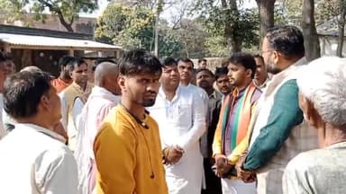 आलापुर: गोपाल बाग में सड़क के किनारे मिला युवक का शव, मृतक के निवास पर पहुंचकर सांसद प्रवीण निषाद ने परिजनों को बंधाया ढांढस