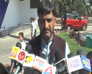 हुज़ूर: विधायक कुणाल चौधरी ने भाजपा सरकार पर साधा निशाना, कहा- ये सरकार गरीब, मजदूर, किसान व कर्मचारी विरोधी सरकार है