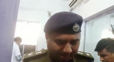 जहानाबाद: बिहार पुलिस सप्ताह के अंतिम दिन सदर अस्पताल में आयोजित ब्लड डोनेशन कैंप में पहुंचे एसपी दीपक रंजन, लिया जाएजा