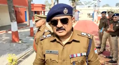 देहात क्षेत्र में पहुंचे पुलिस कप्तान, थाना भगवानपुर का किया निरीक्षण