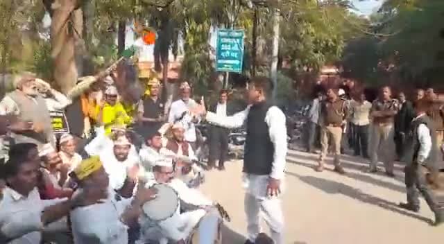 #तानाशाही_मुर्दाबाद। सीबीआई के दुरुपयोग के ख़िलाफ़ आवाज़ बुलंद की।