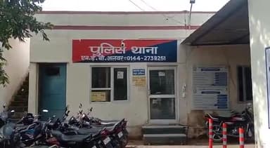 अलवर: रणजीत नगर के समीप अज्ञात चोर ने बाइक में बैग में रखे ₹65000 व चेक बुक की चोरी, पीड़ित ने neb थाने में दी रिपोर्ट