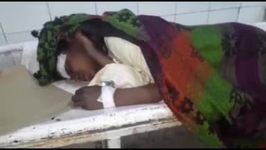 अररिया: हरियाबारा में पेड़ से गिरकर एक किशोर हुआ घायल, सदर अस्पताल में भर्ती