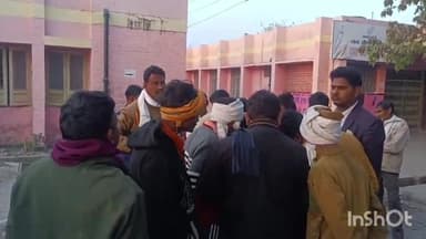 रायबरेली: खैरहनी के निकट बारात से लौट रहे बाइक सवार चाचा और भतीजे की सांड से टकराने से हुई मौत