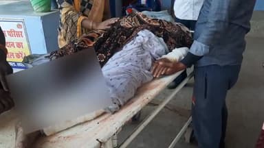 सासाराम: धनकाढ़ा गांव के शिव मंदिर के पास अज्ञात वाहन की चपेट में आने से गंभीर रूप से घायल हुई एक महिला