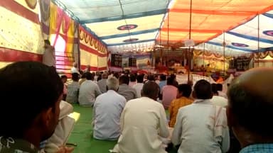 ग्राम देवनगर पुराना में श्री भागवत महापुराण एवं लक्ष्य श्री लक्ष्मी नारायण यज्ञ का आयोजन मैं सभी श्रद्धालु भक्तों उपस्थि