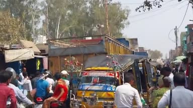 अस्थावां: अस्थावां बाजार में लगा भीषण जाम, यातायात बाधित व राहगीर परेशान