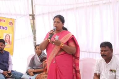 राजनांदगांव: नंदई चौक हाट बाजार स्थित शहीद संदीप यदु प्रवेश द्वार का उद्घाटन कर श्रद्धांजलि दी गई