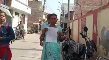 बीसलपुर: ईदगाह चौराहे के निकट होली के उपलक्ष्य में बाज़ार में खरीदारी करने आ रहे ग्रामीण की ई-रिक्शा पर उचक्के ने काटी जेब