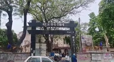 महुआ: कदम चौक पर एक किराना दुकान में हुई चोरी, पीड़ित व्यक्ति ने पुलिस से की शिकायत