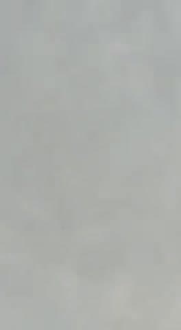 बलरामपुर समाचार 41 बच्चे 2 शिक्षक एक मीनाक्षी पांडे उपस्थित एक बोर्ड परीक्षा में लगना बताया जा रहा मामला ग्राम सहिबरा ग्राम पंचायत बरईपुर विकासखंड बलरामपुर का है जहां पर उपस्थित शिक्षक मीनाक्षी पांडे ने बताया कि यहां और शिक्षक की जरूरत है ग