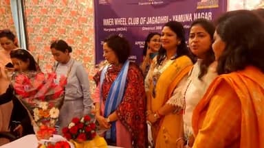 जगाधरी: इनरव्हील क्लब जगाधरी यमुनानगर के सदस्यों द्वारा रेलवे स्टेशन जीआरपी पुलिस को एंबुलेंस भेंट की गई