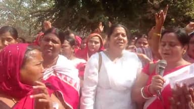 28 फरवरी को आंगनबाड़ी सेविकाओं के प्रदर्शन का एक दृश्य