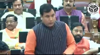 लोनी विधायक नंदकिशोर गुर्जर सदन में आएं योगी अवतार में नजर, माहौल हुआ गर्म