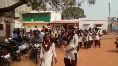 कुरवाई: 10वीं के 2142 विद्यार्थियों में से 2093 ने दी परीक्षा, ब्लॉक क्षेत्र में पहले पेपर में 49 विद्यार्थी रहे अनुपस्थित