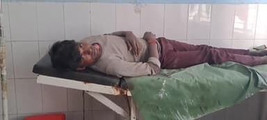 लखीसराय: सारोबारो गांव में भवन निर्माण कार्य कर रहे मज़दूर के सिर पर गिरा ईंट का टुकड़ा, ज़ख्मी का सदर अस्पताल में कराया गया इलाज