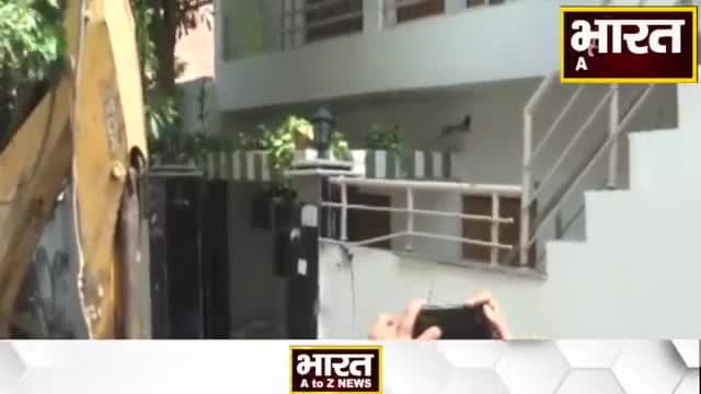 कानपुर: #उमेश पाल हत्याकांड में बड़ी कार्रवाई, अतीक अहमद के करीबी के घर पर चला बुलडोजर...