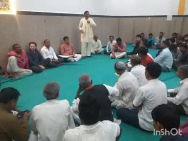 सारंगपुर: सकल पंच फूल माली समाज की बैठक से राम मंदिर मुकेरवाडी में हुई आयोजित,  सामूहिक विवाह सम्मेलन व होली महोत्सव पर हुई चर्चा