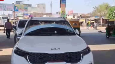 धौलपुर: 4 बदमाशों ने आगरा से किया व्यापारी का अपहरण, धौलपुर में पुलिस ने वाटर वर्क्स चौराहे पर चारों बदमाशों को किया गिरफ्तार