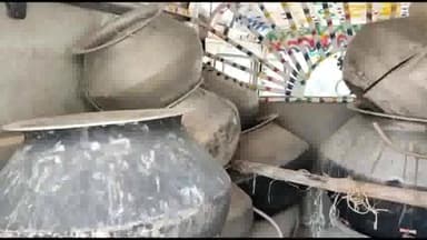 दरभंगा: दरभंगा उत्पाद विभाग के द्वारा गुप्त सूचना के आधार पर शराब बनाने वाले सामान के साथ एक कारोबारी गिरफ्तार