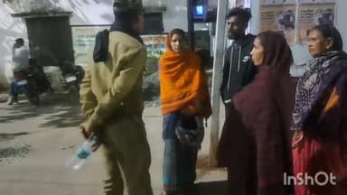 जमुई: केनुहट के पास ट्रक ने स्कूटी सवार व्यक्ति को कुचला, पुलिस ने DM के आदेश के बाद सदर अस्पताल में शव का कराया पोस्टमार्टम