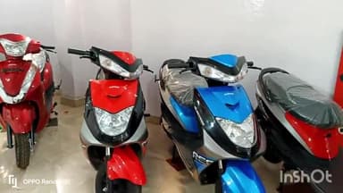 आरा: चंदवा स्थित सूर्य मंदिर के निकट प्रियदर्शी एम्पीयर शोरूम में इलेक्ट्रिक बाइक की शोरूम में ₹5000 की विशेष छूट 9905828609