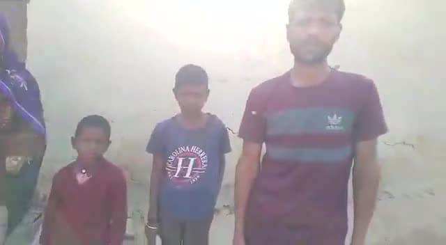 प्रयागराज की इस घटना में दबंगों ने दबंगई के बल पर परिवार को घर से बाहर निकाल कर कब्जा कर लिया परिवार प्रशासन से न्याय की गुहार लगा रहा है किंतु प्रशासन मौन है Rana Sarkar Lodhi 🙏 #अन्याय