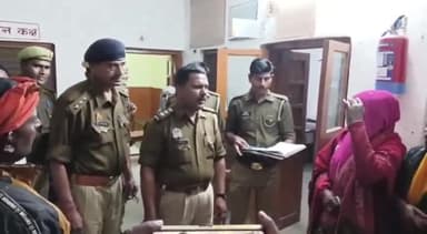 रायबरेली: कुढाचक सगुनपुर गांव के पास ट्रैक्टर ट्राली पलटने से 17 महिलाएं हुई घायल, 3 को जिला अस्पताल में इलाज हेतु कराया गया भर्ती