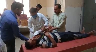 जहानाबाद: कडौना थाना के पास एक व्यक्ति के साथ हुई मारपीट, घायल व्यक्ति ने कडौना थाना के दरोगा पर मारपीट करने का लगाया आरोप