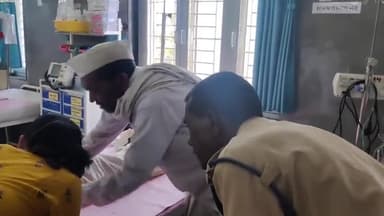 बैतूल नगर: टेमझिरा गांव में जहरीले सर्प ने बुजुर्ग को काटा, उपचार के लिए जिला अस्पताल में भर्ती