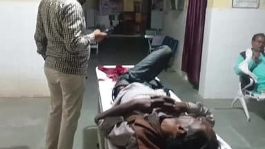 कोरांव: पथरताल में बोलेरो की टक्कर से बाइक सवार दो लोग हुए घायल, अरुआरी में दो बाइकों की टक्कर में एक शख्स का टूटा पांव