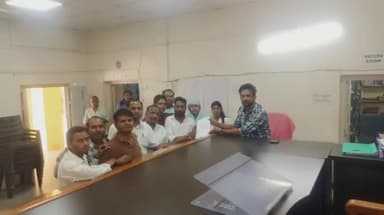 नैनवां: राजस्थान राज्य नर्सेज एसोसिएशन ने नर्सिंग ऑफिसर के साथ हुई मारपीट की घटना के संदर्भ में एसडीएम को दिया ज्ञापन