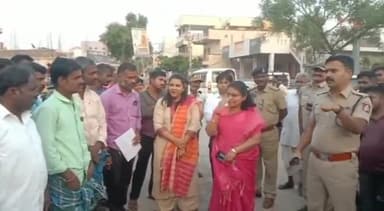 ಮುಂಡರಗಿ: ಬಾಗೇವಾಡಿ ಬಿದರಹಳ್ಳಿ ಗ್ರಾಮಗಳಿಗೆ ಜಿಲ್ಲಾಧಿಕಾರಿ ಭೇಟಿ