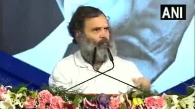 भूपेश जी प्रधानमंत्री आवास से रोक हटाओ और सबसे पहले अपने आका पप्पू को एक आवास अलॉट करो।

बेचारा दर दर की ठोकरें खा रहा।😂