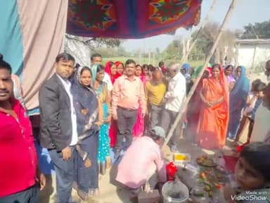 विभूतिपुर: महिषी पंचायत में जीविका भवन निर्माण के लिए हुआ भूमिपूजन, प्रमुख रूपंजली कुमारी ने रखी आधारशिला